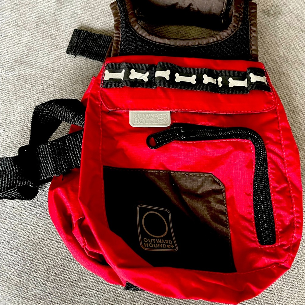 Dog back pack
